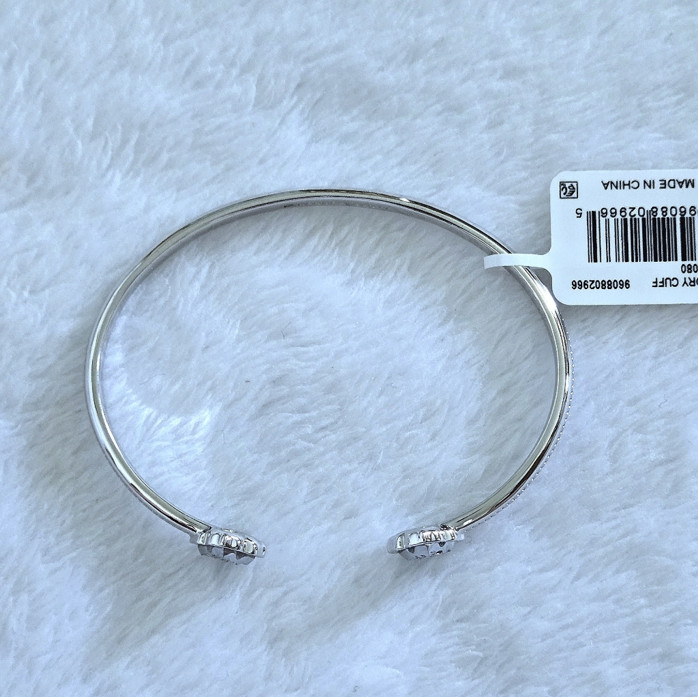 Kendra Scott Silver🤍 "Mallory" cuff bracelet - Picture 8 of 15